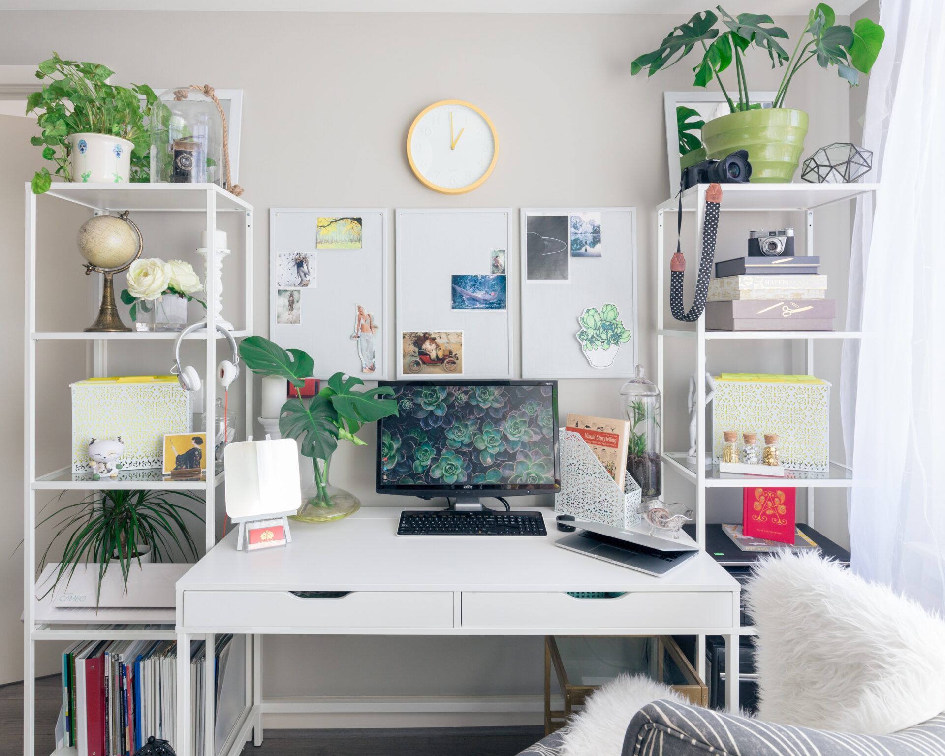 organized workspace