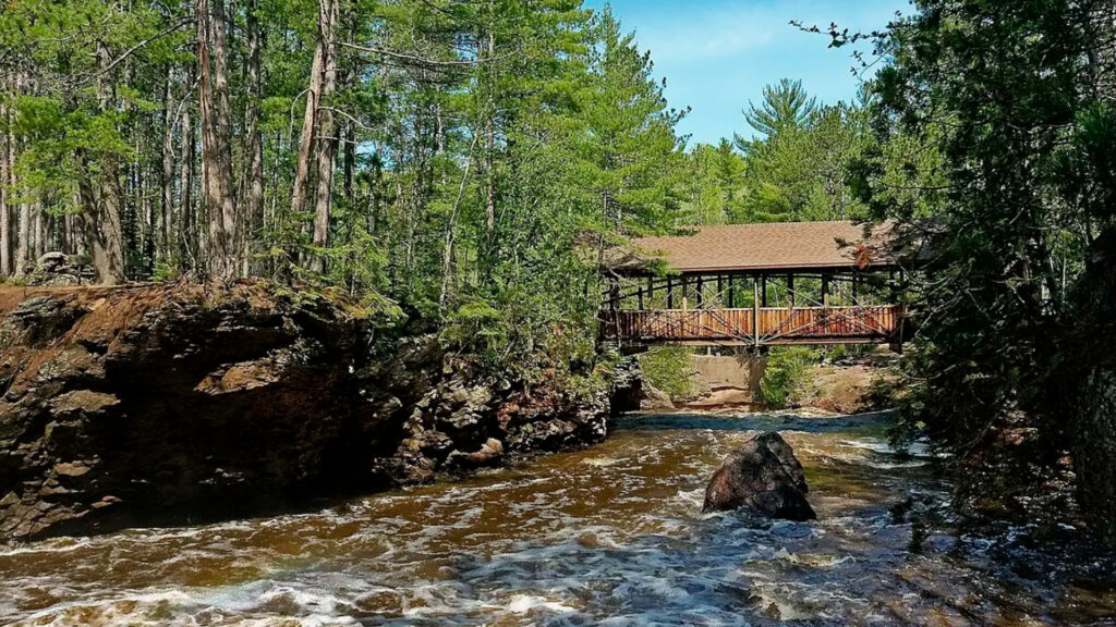 AMNICON FALLS STATE PARK